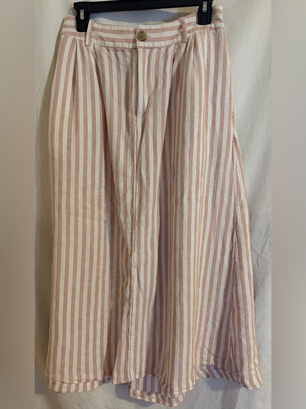A New Day Striped Skirt Women's Medium Pink
White Elastic Waist Midi